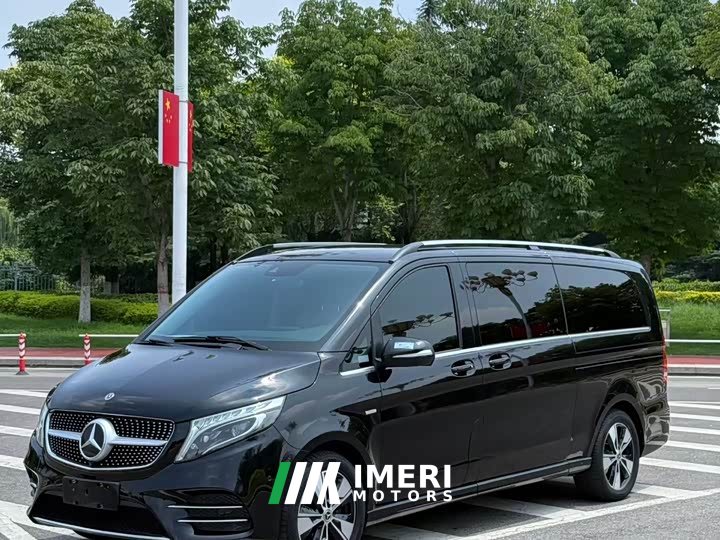 Mercedes-Benz V-Class V 260 L Long Wheelbase Luxury Edition