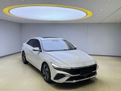 Hyundai Elantra 1.5L CVT Luxury - ფოტო 3