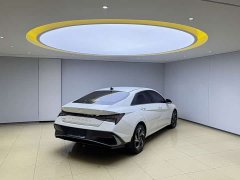 Hyundai Elantra 1.5L CVT Luxury - ფოტო 6