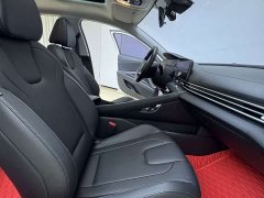Hyundai Elantra 1.5L CVT Luxury - ფოტო 9