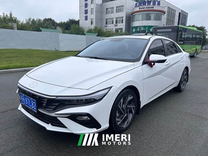 Hyundai Elantra 1.5L CVT GLX Elite
