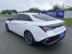 Hyundai Elantra 1.5L CVT GLX Elite - ფოტო 12