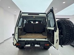 Prado (Import) LC76 2.8T Diesel - фото 11