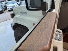 Prado (Import) LC76 2.8T Diesel - фото 7