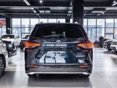 Toyota Grevias 2.5L Hybrid Flagship VIP Edition - ფოტო 15