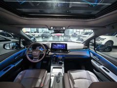 Toyota Grevias 2.5L Hybrid Flagship VIP Edition - ფოტო 7