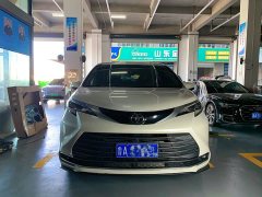 Toyota Sienna 2.5L Hybrid AWD Premium - ფოტო 1