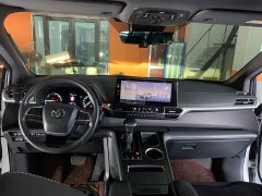 Toyota Sienna 2.5L Hybrid AWD Premium - ფოტო 7