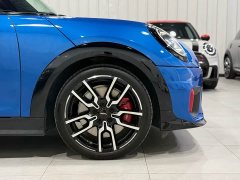 BMW MINI JCW JOHN COOPER WORKS - ფოტო 18