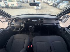 Jianglin Fushun Jiangling Ford 2.0T Manual Short Wheelbase Medium-High Roof Passenger Business Edition 7-Seat (Non-Commercia…