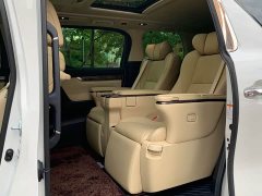 Toyota Alphard 2021 Hybrid 2.5L Premium Edition - ფოტო 10