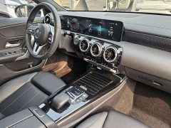 Mercedes-Benz A-Class 2020 Facelift A 200 L Sport Sedan Fashion Edition - ფოტო 14