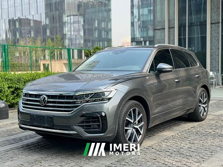 Volkswagen Touareg 3.0TSI Ruixiang Classic Sport Package