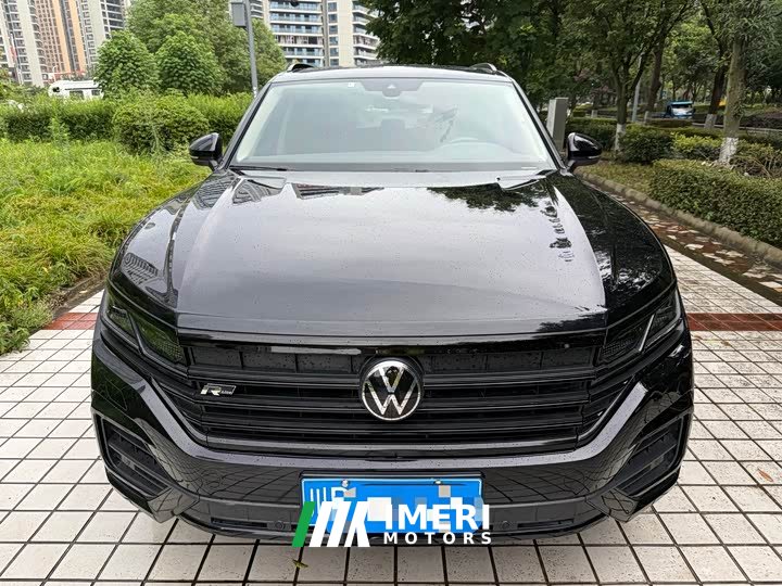 Volkswagen Touareg 3.0TSI Sharp Enjoyment Edition Jet Black Sport Package - ავტომობილი ჩინეთიდან