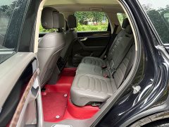 Volkswagen Touareg 3.0TSI Sharp Enjoyment Edition Jet Black Sport Package - ფოტო 6