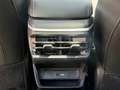 Geely Emgrand 4th Generation 1.5L CVT Luxury - ფოტო 11