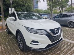 Nissan Qashqai 2021 2.0L CVT Luxury - ფოტო 3