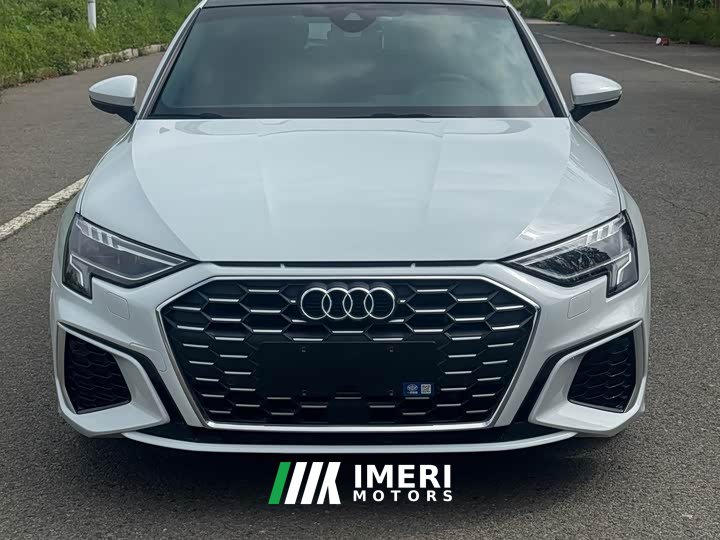 Audi A3 Sportback 35 TFSI Luxury Sport