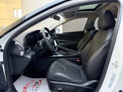 Hyundai Elantra 2022 1.5L CVT Luxury - ფოტო 7