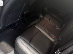 Tesla Model Y Rear-Wheel Drive - ფოტო 12