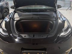 Tesla Model Y Rear-Wheel Drive - ფოტო 13