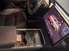 Tesla Model Y Rear-Wheel Drive - ფოტო 14