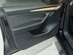 Tesla Model Y Rear-Wheel Drive - ფოტო 8