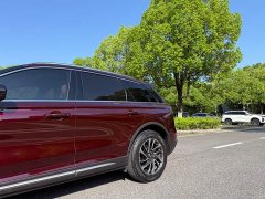 Lincoln Explorer 2.0T Two-Wheel Drive Elite - ფოტო 15