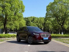Lincoln Explorer 2.0T Two-Wheel Drive Elite - ფოტო 3