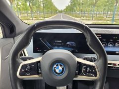BMW iX xDrive40 - ფოტო 16