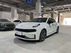 Lynk & Co 03 1.5T DCT Pro - фото 8