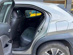 Lexus UX New Energy 2020 300e Pure Joy Edition - ფოტო 4