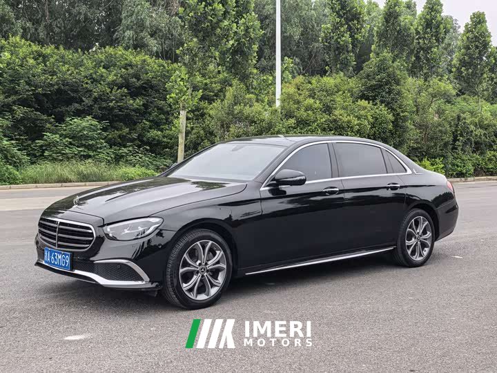 Mercedes-Benz E-Class Facelift E 300 L Sport Fashion Edition