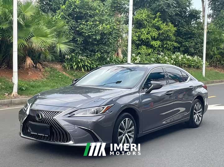 Lexus ES 200 Premium Edition - ავტომობილი ჩინეთიდან