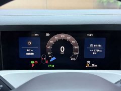 Volkswagen Jetta VS8 280TSI Automatic All-Purpose Edition - ფოტო 11