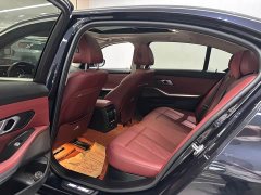 BMW 3 Series 320i M Sport Package - ფოტო 11