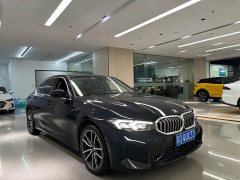 BMW 3 Series 320i M Sport Package - ფოტო 3