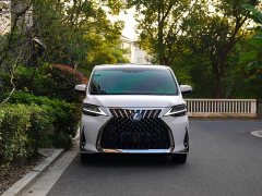Lexus LM 2020 300h Four-Seat Royal Edition - ფოტო 2