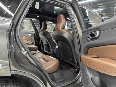 Volvo XC60 2022 B5 AWD Smart Remote Luxury Edition - ფოტო 11