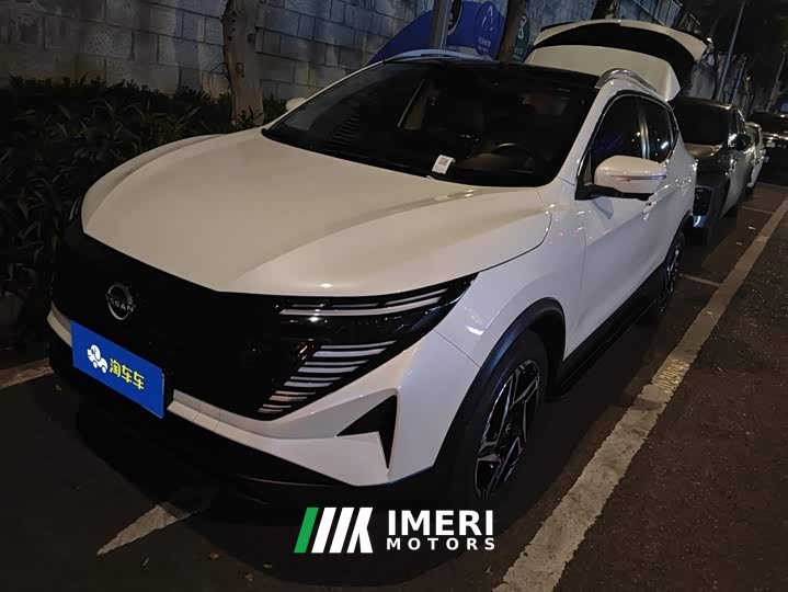 Nissan Qashqai Honor 2.0L CVT XV Premier Edition