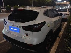 Nissan Qashqai Honor 2.0L CVT XV Premier Edition - ფოტო 3