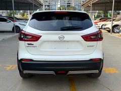 Nissan Qashqai 2.0L CVT XV Premium Luxury - ფოტო 4