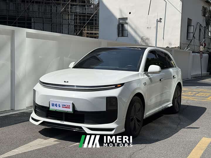 Li Auto L6 Pro - ავტომობილი ჩინეთიდან