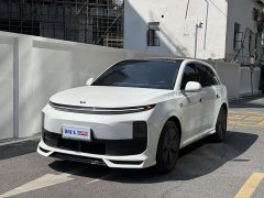 Li Auto L6 Pro - ფოტო 1