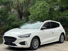 Ford Focus 2021 Hatchback EcoBoost 180 Automatic Trend - ფოტო 1