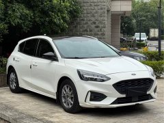 Ford Focus 2021 Hatchback EcoBoost 180 Automatic Trend - ფოტო 3