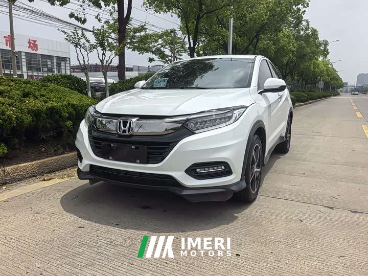 Honda Vezel 220 TURBO CVT Luxury Edition
