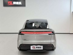 Tesla Model Y L Long Range All-Wheel Drive - ფოტო 18