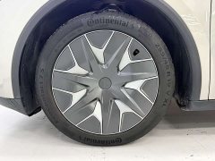 Tesla Model Y L Long Range All-Wheel Drive - ფოტო 4
