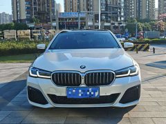 BMW 5 Series 530Li Luxury Edition Premium Package - ფოტო 2
